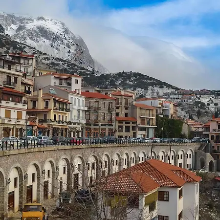 Mons Hotel Arachova