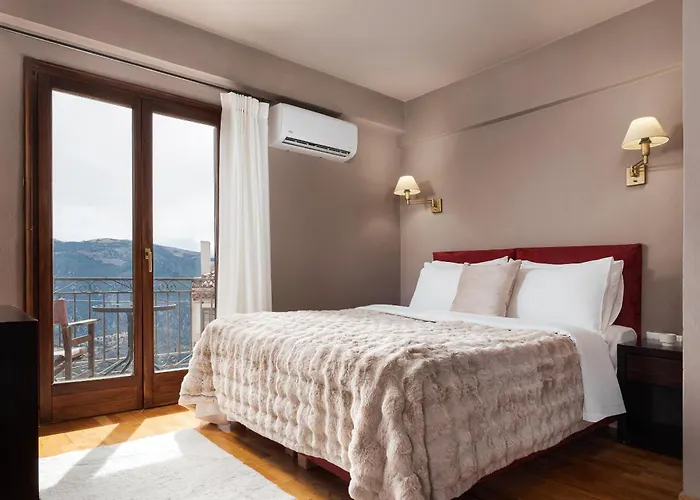 Mons Ξενοδοχείο *